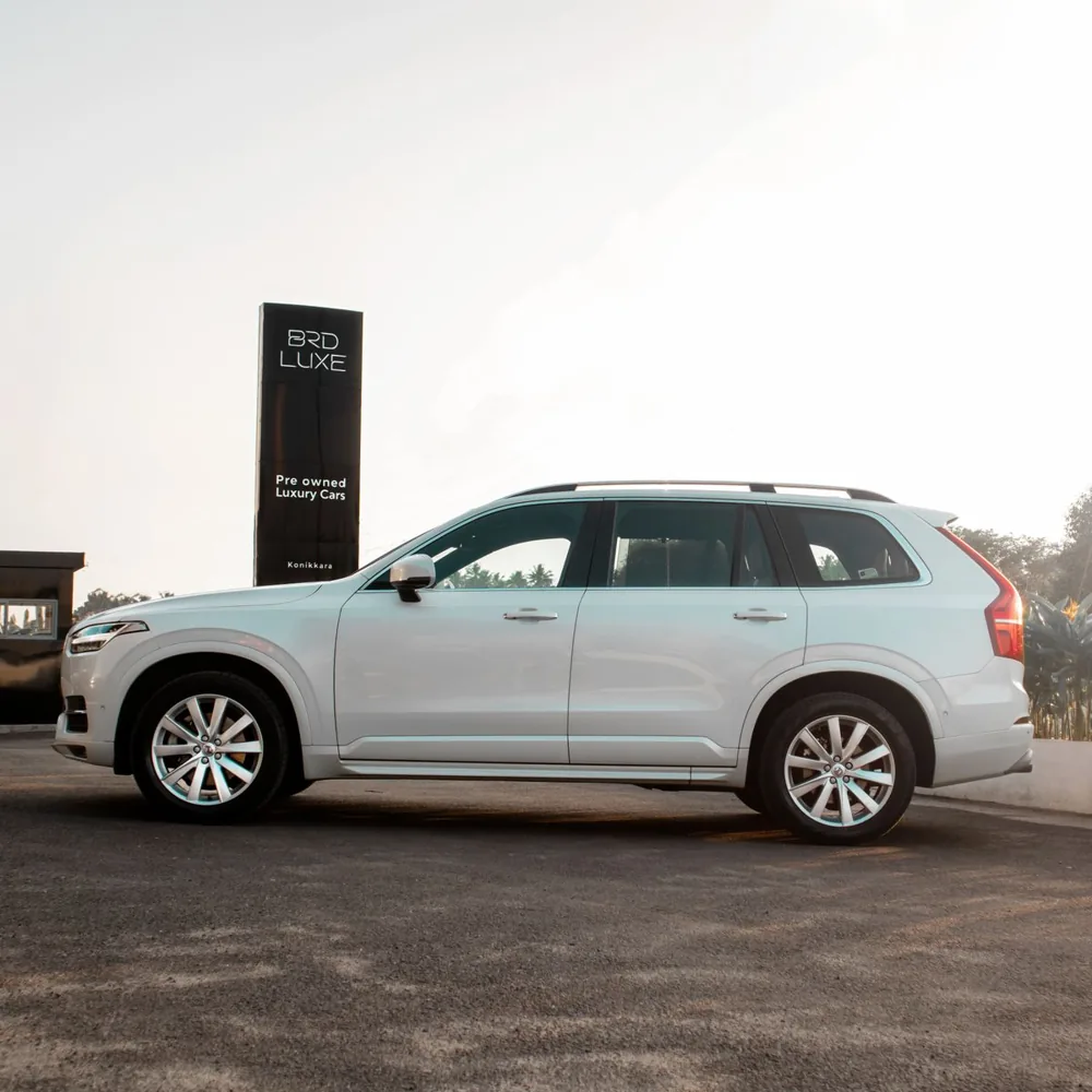 Volvo XC90 B5 AWD Momentum