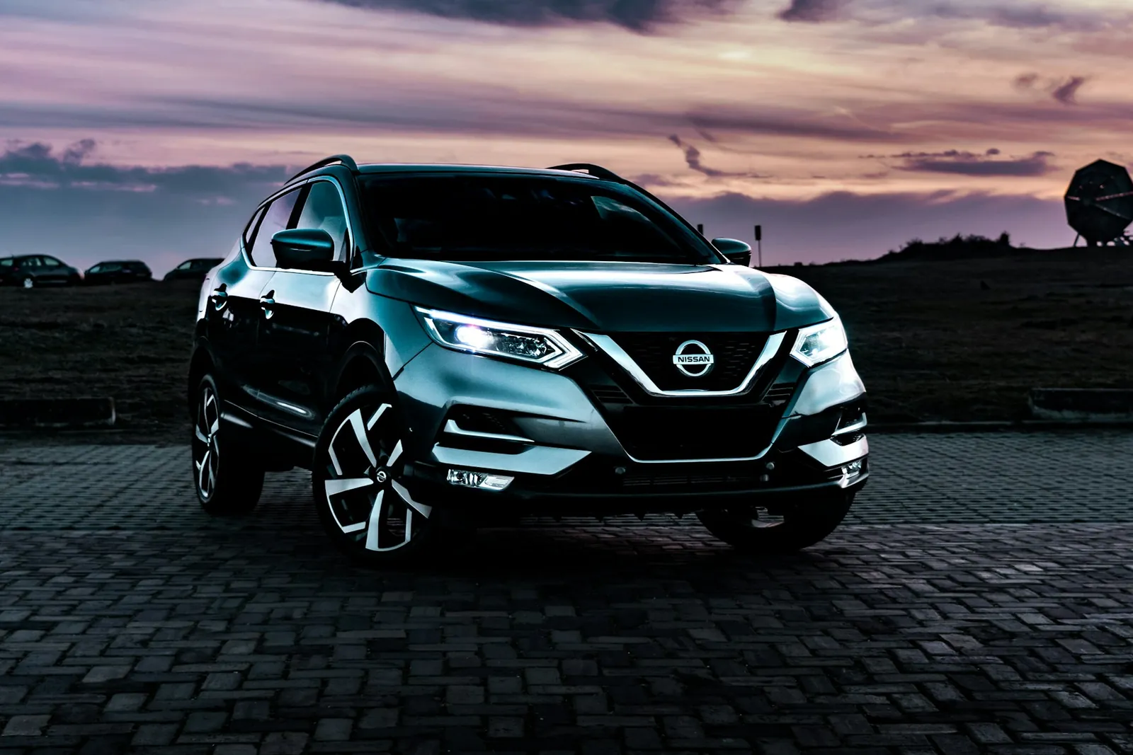 Photos of the Nissan Rogue Sport SL