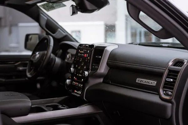 Ram 1500 Rebel Crew Cab 6